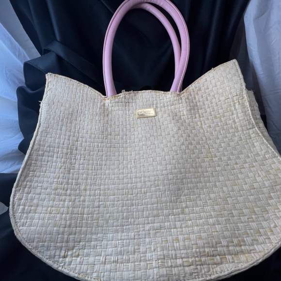 Betsy Johnson - Picture 2 of 5